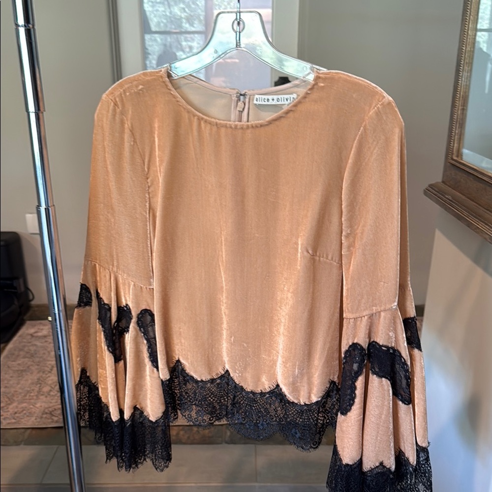 Alice + Olivia tan velvet and black lace Asymmetrical Bell Sleeve Blouse - Picture 1 of 10